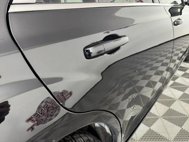 2016 Chrysler 300 Anniversary Edition