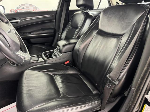 2016 Chrysler 300 Anniversary Edition