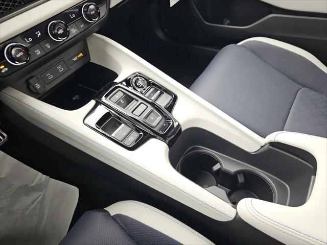 2026 Honda Prelude Hybrid Two-Tone