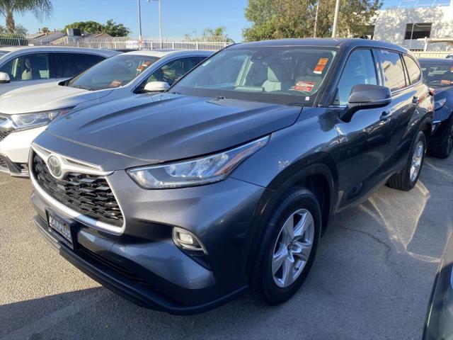 2020 Toyota Highlander LE