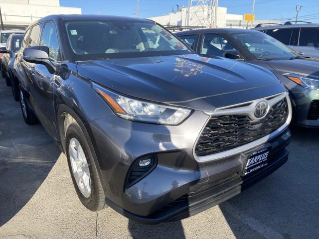 2020 Toyota Highlander LE