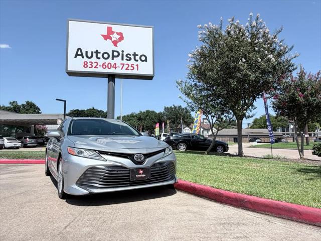 2018 Toyota Camry XLE for sale in Houston, TX