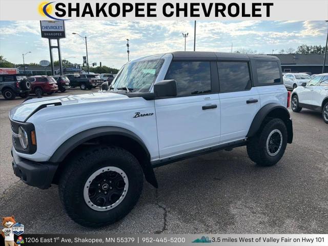 2023 Ford Bronco Black Diamond for sale in Shakopee, MN