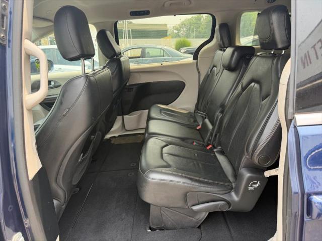 2020 Chrysler Pacifica Touring L