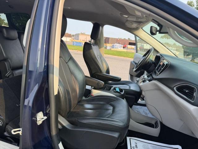 2020 Chrysler Pacifica Touring L