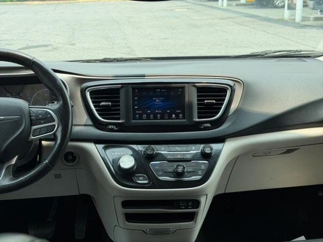 2020 Chrysler Pacifica Touring L
