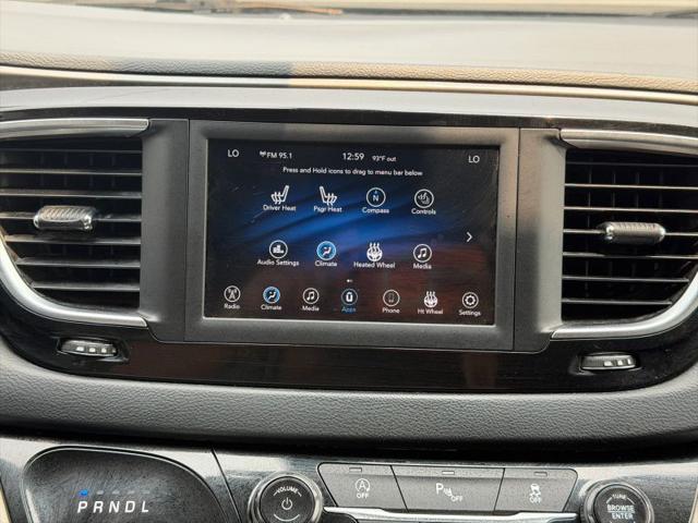 2020 Chrysler Pacifica Touring L