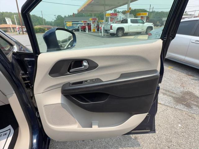 2020 Chrysler Pacifica Touring L