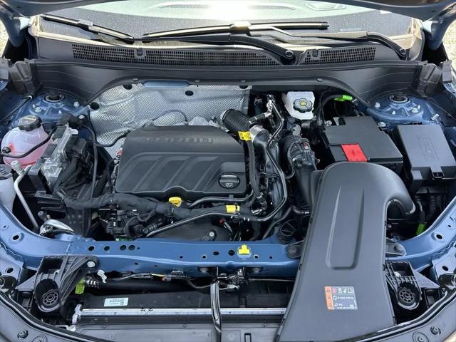 2026 Buick NV Sport Touring FWD