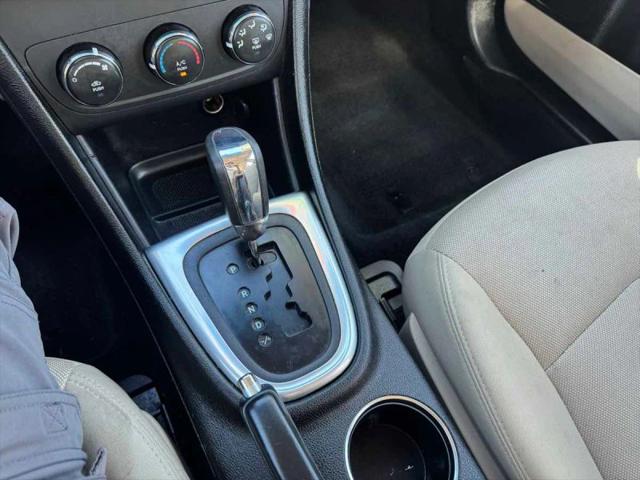 2013 Dodge Avenger SE V6