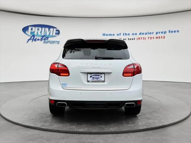 2014 Porsche Cayenne Platinum Edition