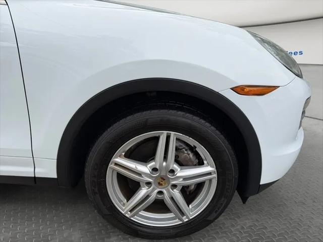2014 Porsche Cayenne Platinum Edition