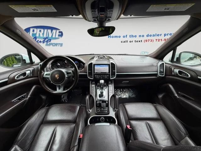 2014 Porsche Cayenne Platinum Edition