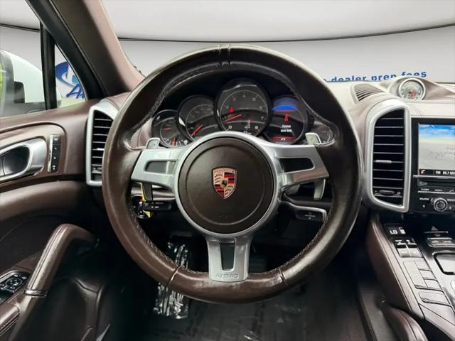 2014 Porsche Cayenne Platinum Edition