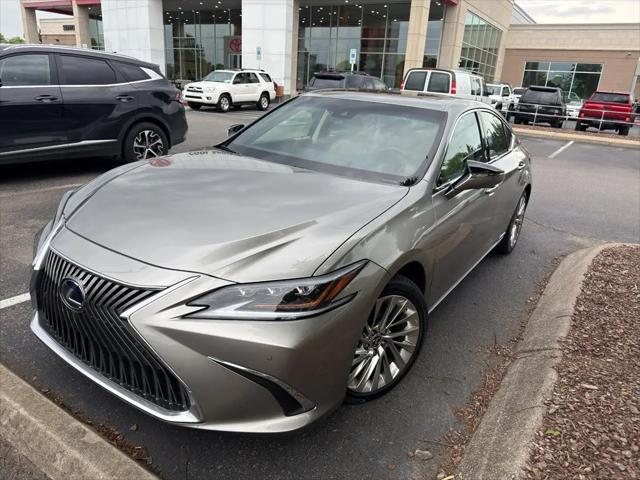 2021 Lexus ES 300h Ultra Luxury for sale in Franklin, TN