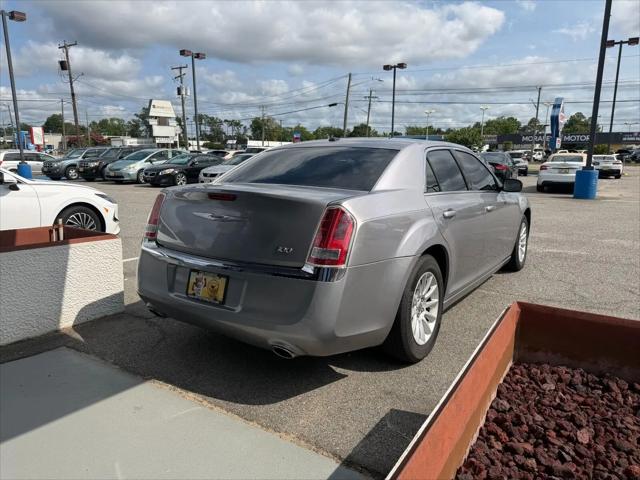 2013 Chrysler 300 Motown