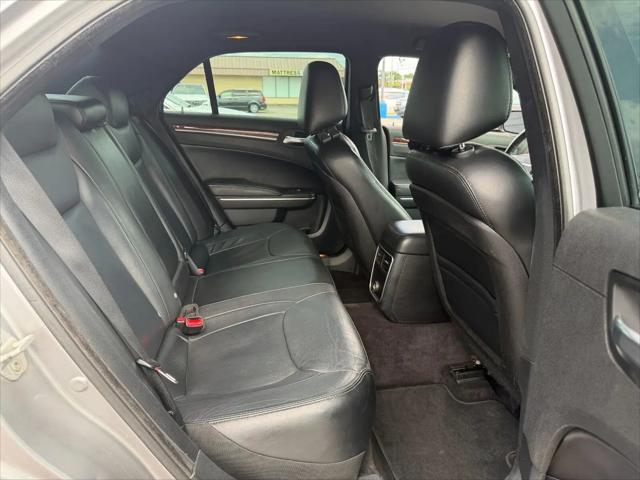 2013 Chrysler 300 Motown
