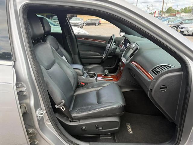 2013 Chrysler 300 Motown