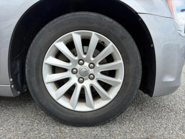 2013 Chrysler 300 Motown
