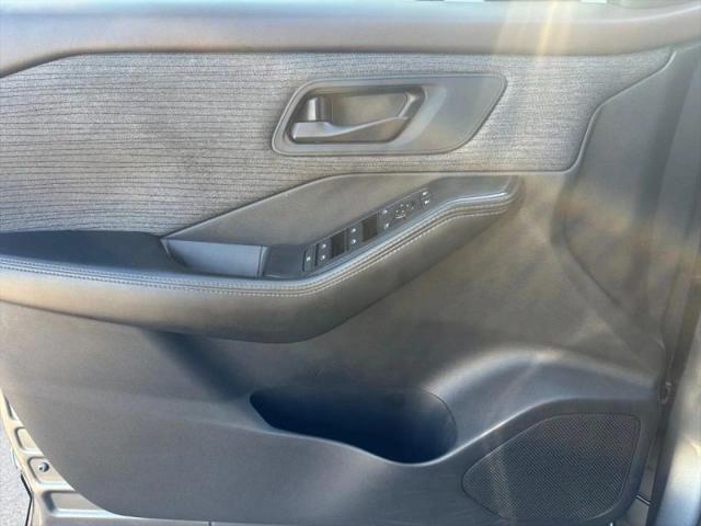2021 Nissan Rogue S FWD