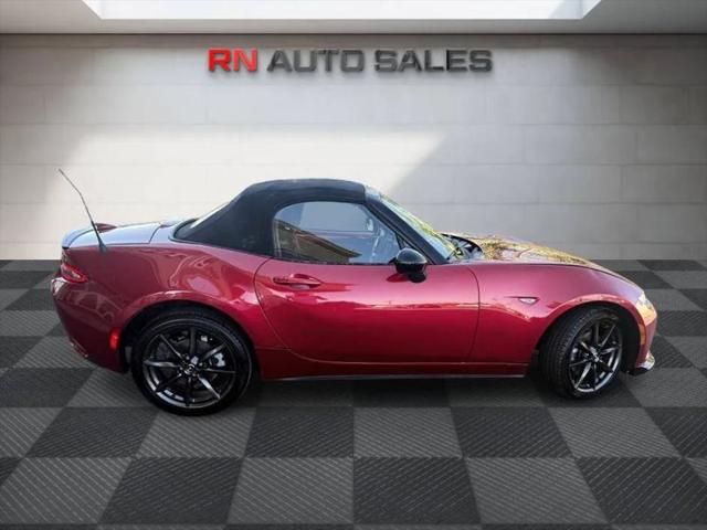 2016 Mazda MX-5 Club