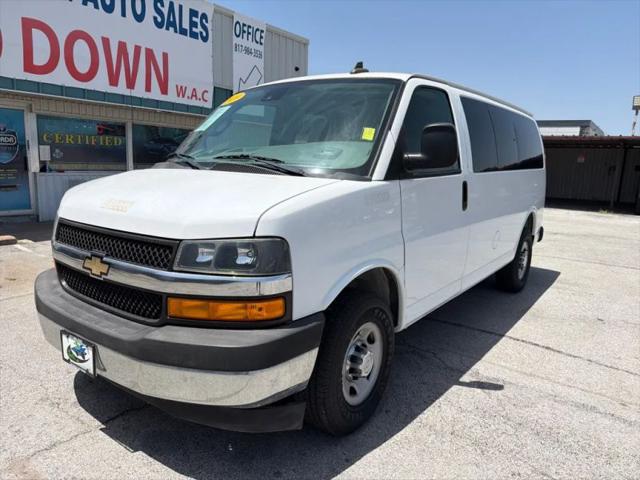 2020 Chevrolet Express Passenger RWD 2500 Regular Wheelbase LT for sale in Fort Worth, TX