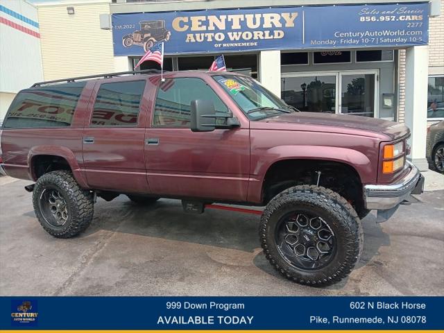 1997 GMC Suburban SL for sale in Runnemede, NJ
