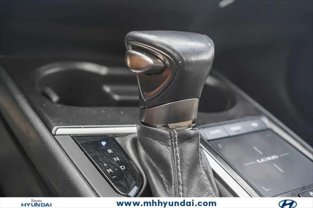 2019 Lexus UX 200 UX 200