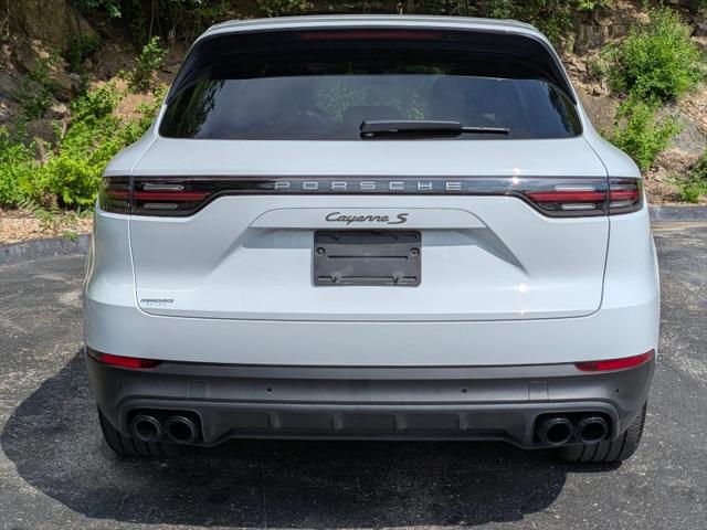 2023 Porsche Cayenne S Platinum Edition