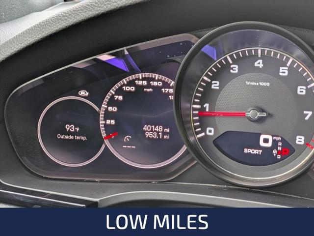 2023 Porsche Cayenne S Platinum Edition