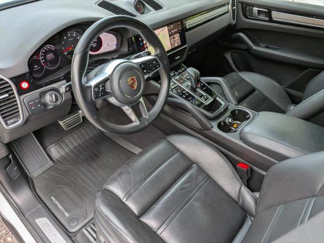 2023 Porsche Cayenne S Platinum Edition