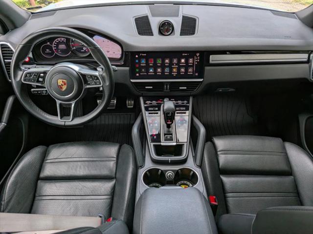 2023 Porsche Cayenne S Platinum Edition