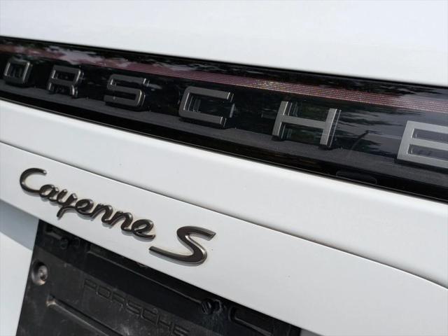 2023 Porsche Cayenne S Platinum Edition