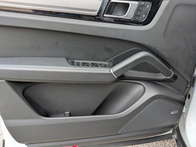 2023 Porsche Cayenne S Platinum Edition