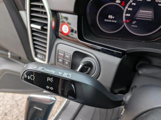 2023 Porsche Cayenne S Platinum Edition