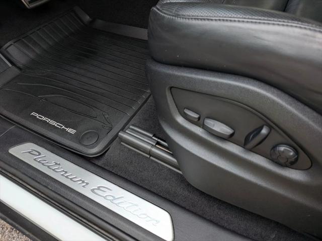 2023 Porsche Cayenne S Platinum Edition