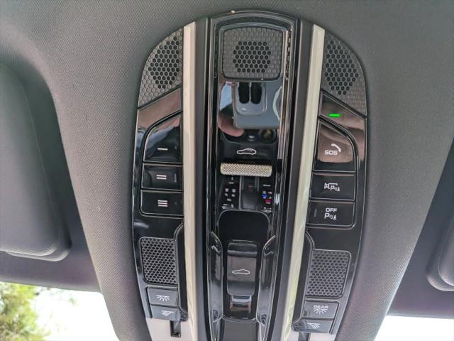 2023 Porsche Cayenne S Platinum Edition