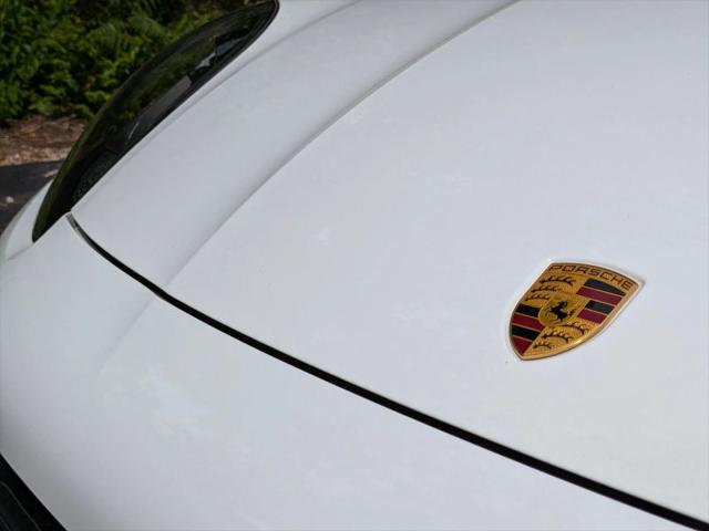 2023 Porsche Cayenne S Platinum Edition