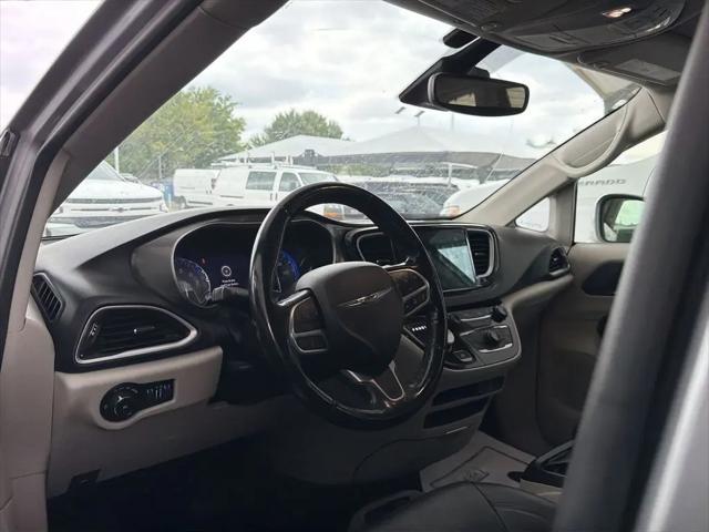 2021 Chrysler Pacifica Touring L