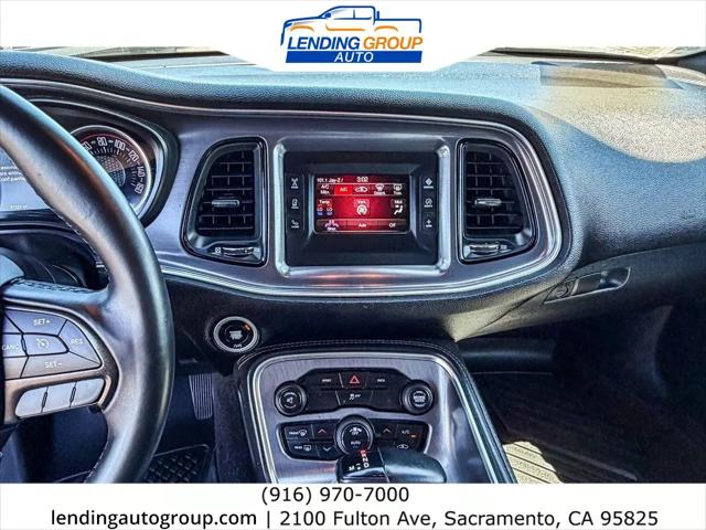 2016 Dodge Challenger SXT