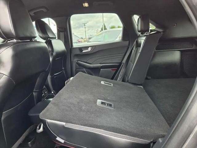 2025 Ford Escape ST-Line Select