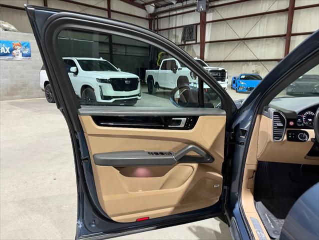2019 Porsche Cayenne Cayenne