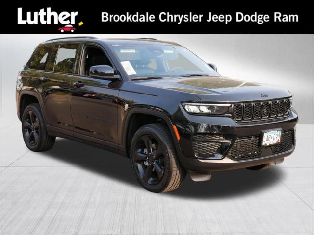 2023 Jeep Grand Cherokee Altitude X 4x4 for sale in Brooklyn Park, MN