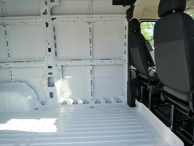 2026 Ram ProMaster 2500 Cargo Van Tradesman High Roof 136 WB w/Pass Seat