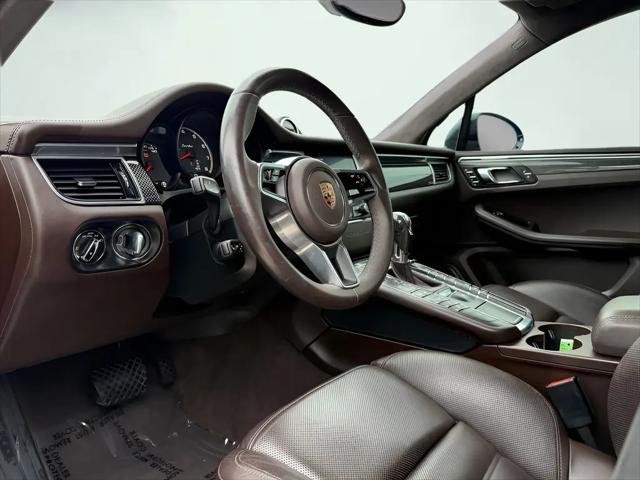 2017 Porsche Macan Turbo