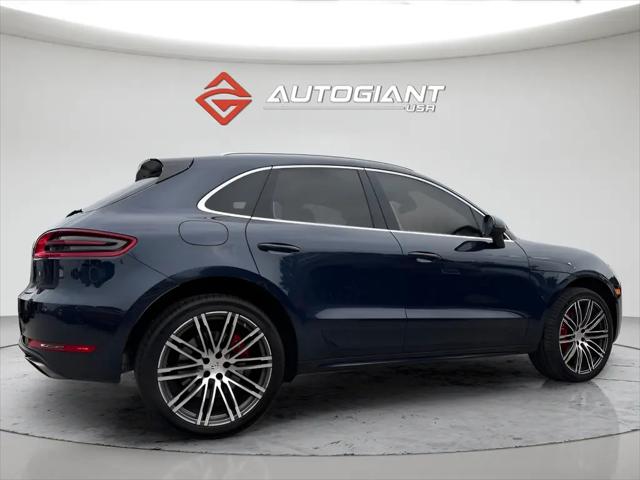 2017 Porsche Macan Turbo