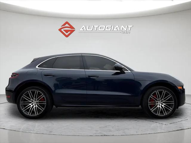 2017 Porsche Macan Turbo