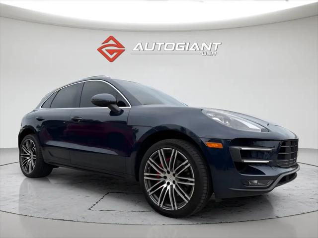 2017 Porsche Macan Turbo