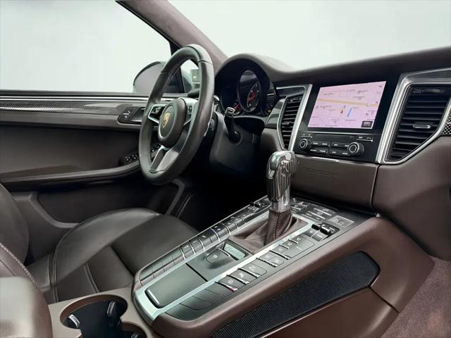 2017 Porsche Macan Turbo