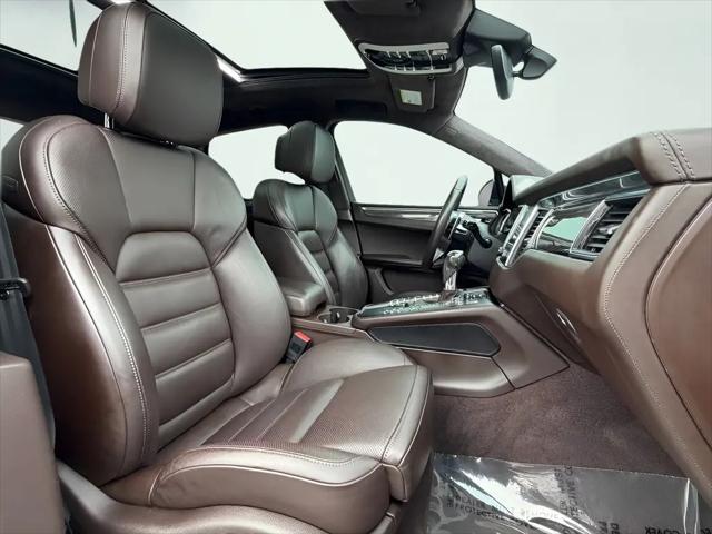 2017 Porsche Macan Turbo